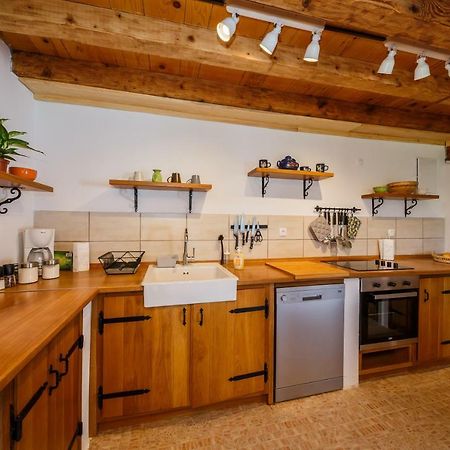 Beautiful Cottage With Heated Pool For 22 Ppl Plaski Экстерьер фото