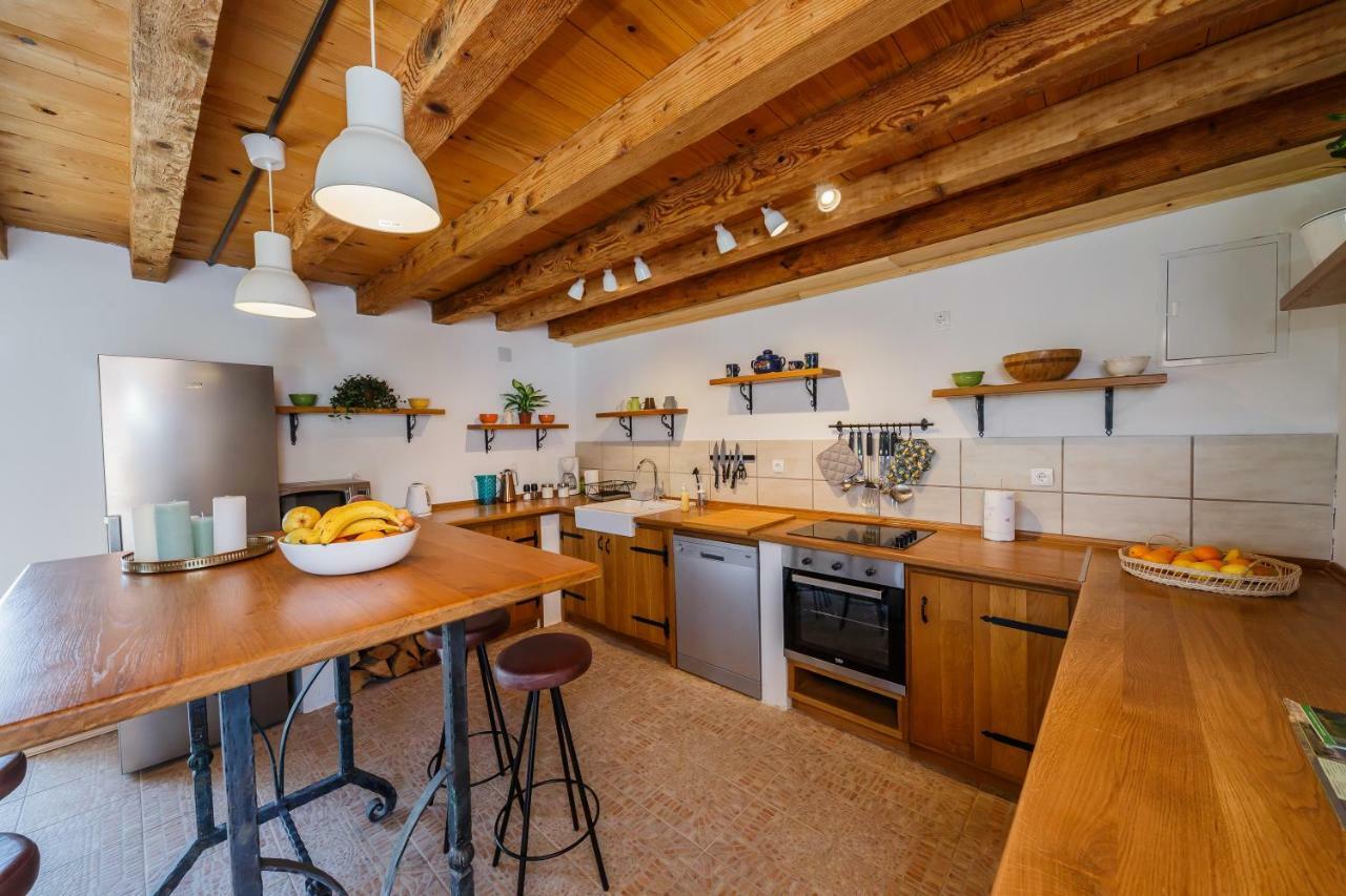 Beautiful Cottage With Heated Pool For 22 Ppl Plaski Экстерьер фото