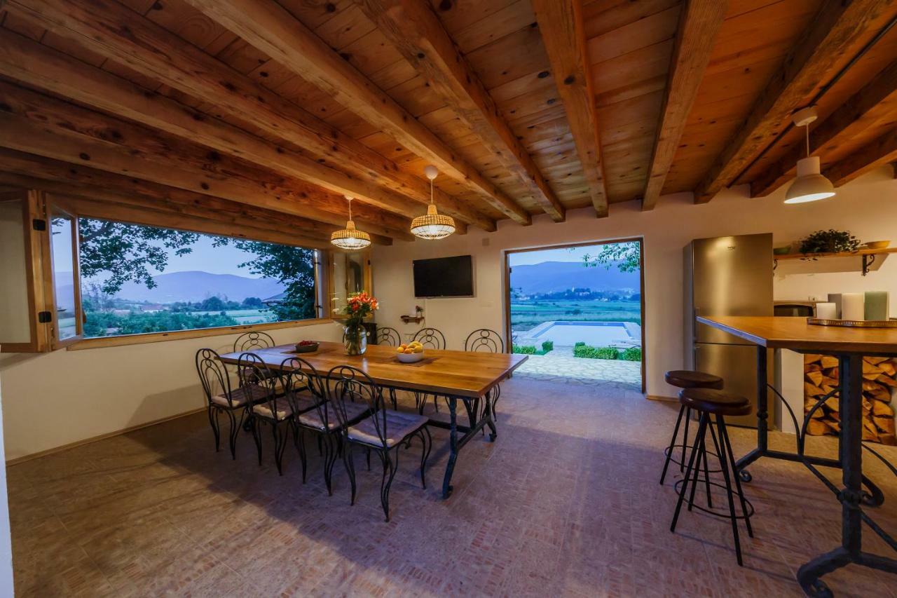 Beautiful Cottage With Heated Pool For 22 Ppl Plaski Экстерьер фото