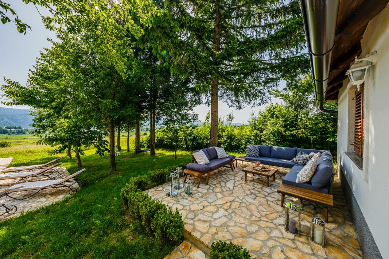 Beautiful Cottage With Heated Pool For 22 Ppl Plaski Экстерьер фото