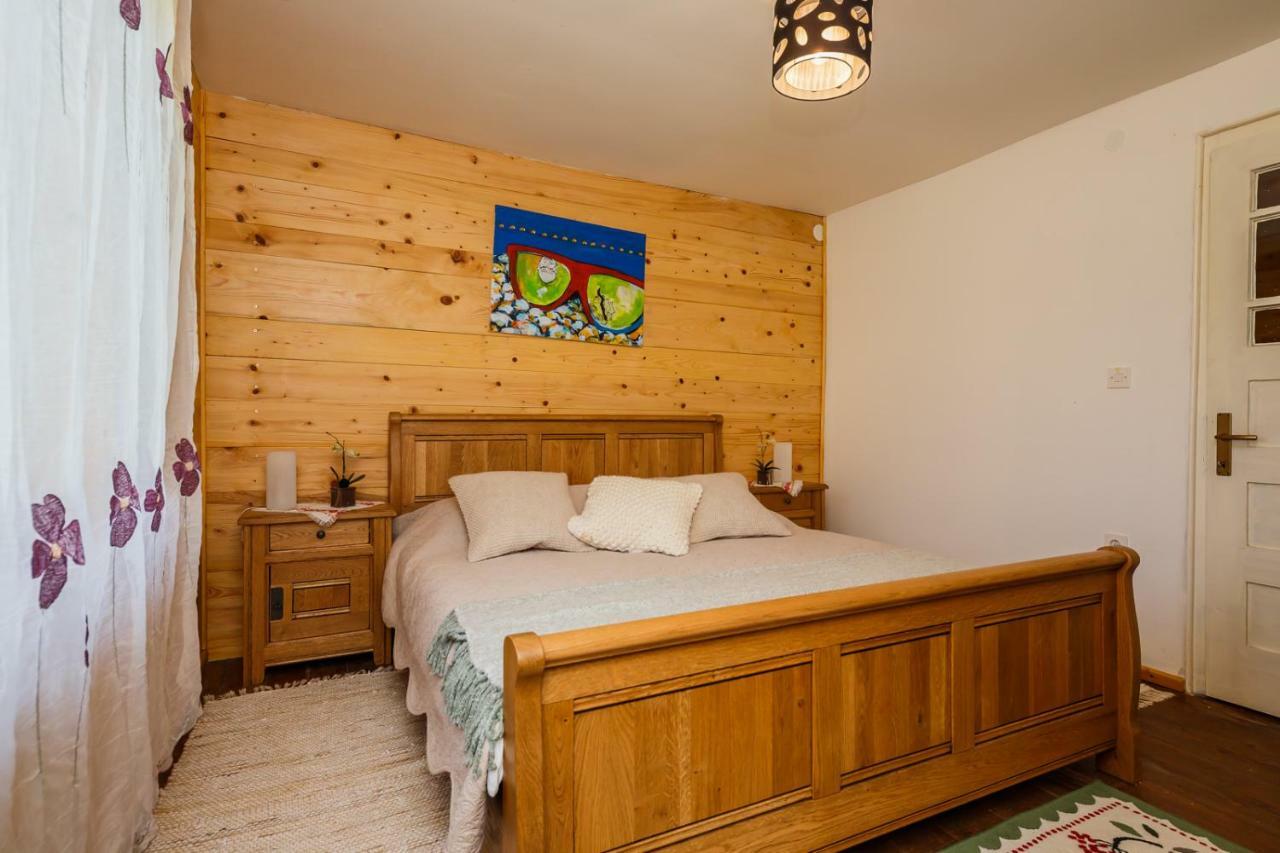 Beautiful Cottage With Heated Pool For 22 Ppl Plaski Экстерьер фото